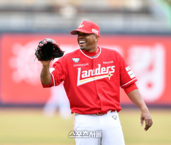 ‘엘리아스·김광현 7이닝 무실점+최정 결승타’ SSG, KT 3-0 제압…이숭용 감독 ‘첫 승’ [SS수원in]