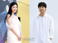 정은채김충재, 과거 작업실 ‘럽스타’ 흔적도 재조명 “연인을 만들어 보았다”