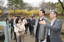 원강수 원주시장, 공원·궁궐·하천 조경 벤치마킹 나서