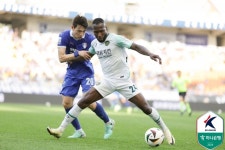 추가시간 10분에 터진 극장 결승골, 수원 1289일 만의 K리그 3연승[현장리뷰]