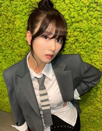 ‘최강 비서’ 윤보미 라도와 8년 비밀연애 쿨하게 인정 “지혜롭고 현명한 사람”