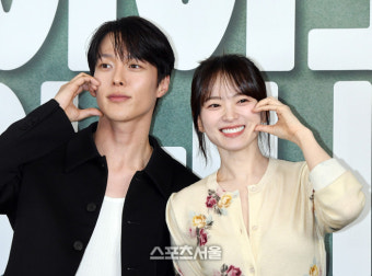 [포토]장기용-천우희, ‘히어로는 아닙니다만’으로 함께!