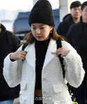 제니아수연상사 | 김지원→제니·로제, 아무리 좋아도…아수라장 공항 ‘안전사고’ 우려는 여전 [SS초점]