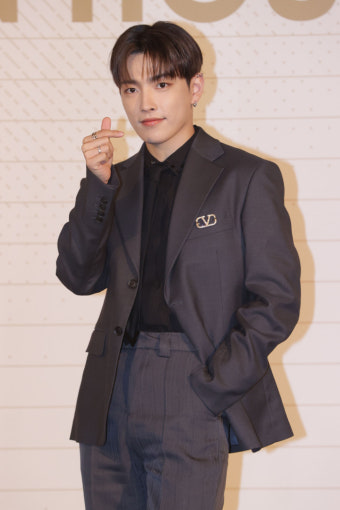에이티즈 홍중 “‘골든아워’, 에이티즈의 눈부신 순간 담았다”