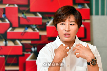 父 고소→163평 자택 경매, 위기의 박세리 직접 기자회견 나선다