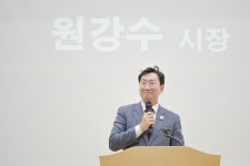 원강수 원주시장, 북원노인종합복지관 개관1주년 행사 참석