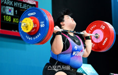[포토]합계도 한국신기록 세우는 박혜정