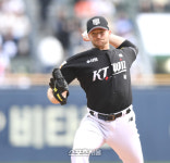 [포토] 벤자민 ‘오늘도 이기자’