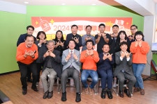 원주시, ‘2024 원주만두축제’ 만두창업 1호점 현판식