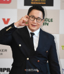 [포토] 더원 ‘황금 촬영상 축하하러 왔어요’