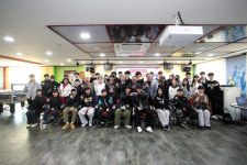 홍천군수와 함께하는 청소년 정책 프레젠테이션 발표회 개최