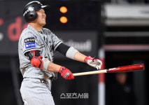[공식] ‘1년 1억1000만원’ 하주석, 한화와 FA 계약…사인 앤 트레이드 불발→결국 ‘백기투항’