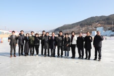 홍천군의회, 화천군의회와 홍천강 꽁꽁축제 참여