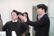 육동한 춘천시장, 스마트그린산단사업단 현장 방문