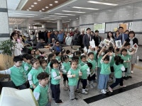 삼척시노인복지관, 별나라어린이집 어버이날 행사로 세대 공감의 장 마련