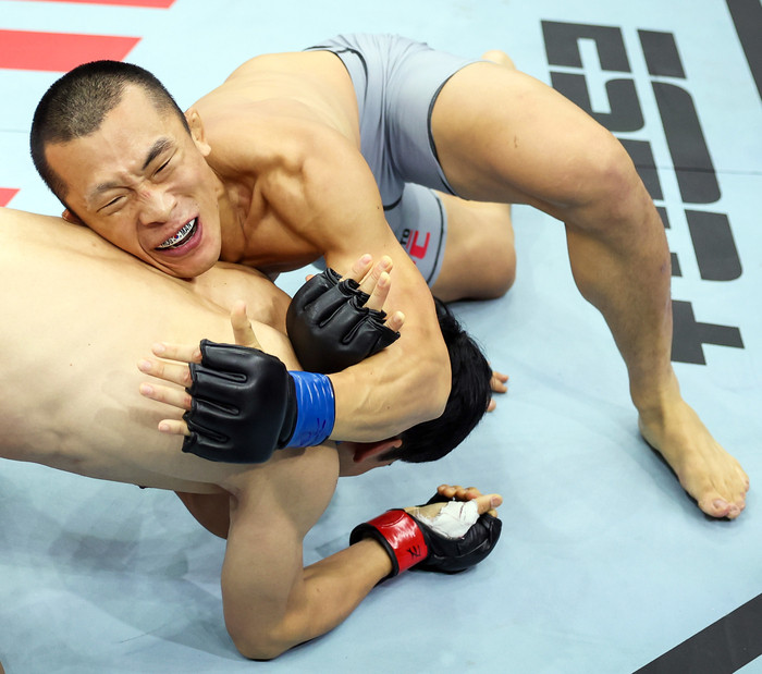 한국 선수 김상욱과 박재현, ROAD TO UFC 시즌4 두 번째 도전 앞두고 계체 통과!