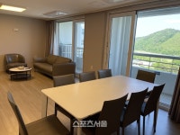 삼대(三代)가 즐기는 온천과 물놀이의 조합…떠오르는 힐링 스팟 금호화순스파리조트