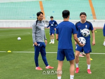 이민성, U-22 축구 대표팀 감독 2026 아시안게임에서 금메달 획득하고 싶다