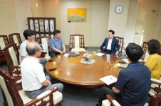 육동한 시장, 춘천 택시 협동조합 대표 면담