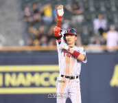 ‘대기록 달성 눈앞’ LG 박해민, 역대 5번째 450도루 ‘-2’