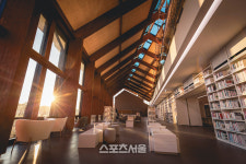 고창군, 고창황윤석도서관의 개관식 개최... 지하1층~지상2층 규모의 복합문화공간