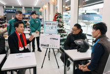 김진태 지사, 전국 최초 ‘편의점 활용 한파 쉼터’ 점검