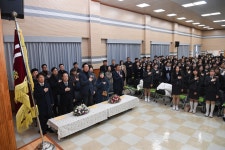 원강수 원주시장, 육민관 고등학교 졸업식 참석