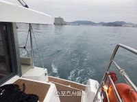 봄빛 물든 통영 앞바다, 30년 지기 마리나리조트에서 삶의 쉼표를 찍다 [원성윤의 인생은 여행처럼]