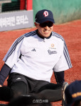 “지금부터, 두산 베어스 ‘손아섭’이라고 합니다!”
