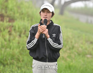 [포토] 인사말하는 현정화 부회장