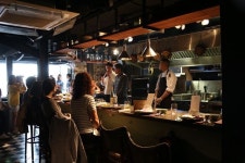 행복하게 키운 날씬한 돼지고기의 맛