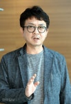“여전히, 문학은 할 수 있는 게 많다”