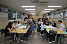 “청년과 주민들이 함께 마을 공동체 만들어요”