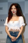 [스타 in 포토] 현아 바비인형 같은 자태
