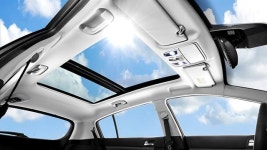 0.08초만에 터져 파노라마 선루프에도 에어백