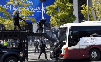 문대통령 경찰의 날 기념식 참석
