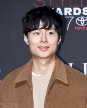 [포토]김충재 '충재씨의 화려한 외출'