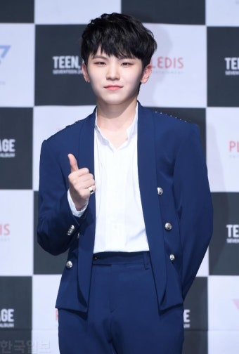 [포토]세븐틴 우지 '대표 프로듀서'