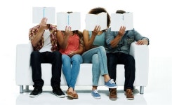 “독자는 대체 어디에 있을까” 직접 찾아나선 출판사들