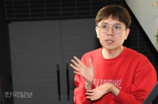 “사연을 주세요… 치유받을 ‘詩 처방’을 써 줄게요”