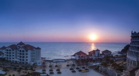 전통놀이에 경품까지…명절 기분은 리조트에서?