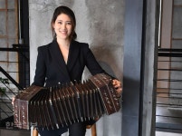 “탱고의 영혼이라는 반도네온의 음색에 빠져보세요”