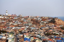 동해 논골담길…굽이굽이 바다 품고 세월을 품다