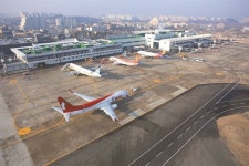 대구공항 통합이전 이슈 대구시장 선거서 고발로 비화