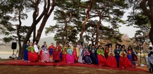 안동 하회마을에서 궁중가례 어가행렬 선보였다