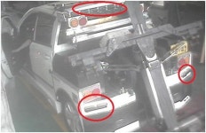 뒷돈받고 렉카 불법개조 눈감아준 자동차검사소