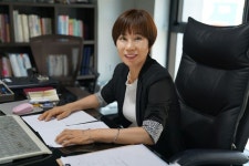 남편 사별한 52세 경단녀, 지역 소방업계 최고 CEO 되기까지