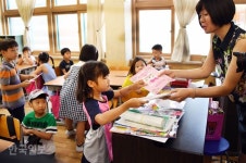 [포토] 키가 얼마나 컷나? 초등학교 개학