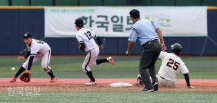 [포토] 제46회 봉황대기 전국고교야구 대구상원고-공주고 16강전