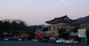 경주시, 민속공예촌 주변 규제 완화 검토